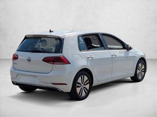 2019 Volkswagen e-Golf SE