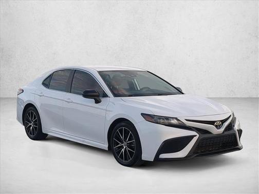 Super White 2021 Toyota Camry SE