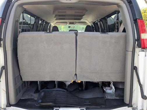 2017 Chevrolet Express 3500 LT