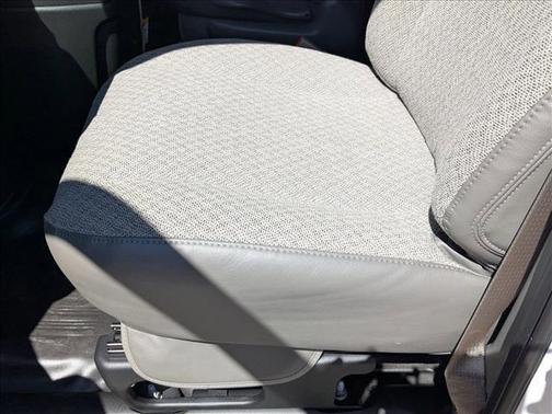 2025 Chevrolet Express 2500 RWD 2500 Regular Wheelbase WT