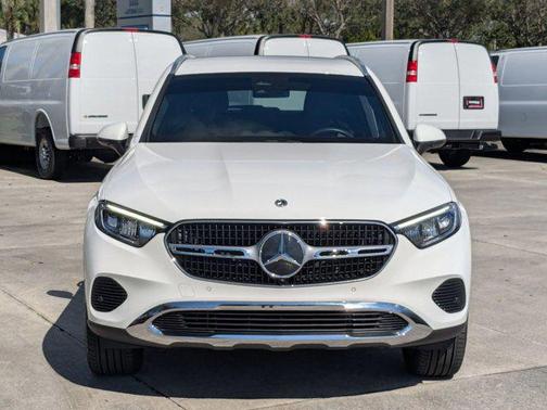 2025 Mercedes-Benz GLC 300 4MATIC