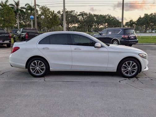2015 Mercedes-Benz C-Class C 300 4MATIC Luxury