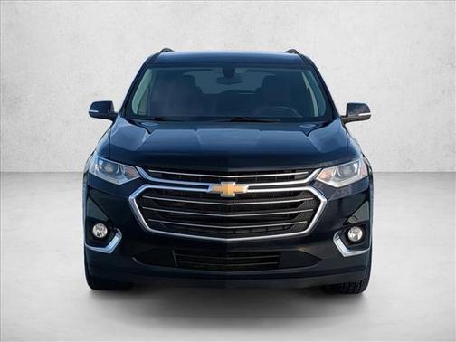 Mosaic Black Metallic 2021 Chevrolet Traverse LT Cloth