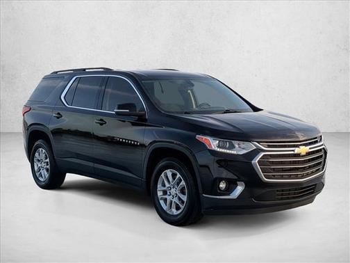 Mosaic Black Metallic 2021 Chevrolet Traverse LT Cloth
