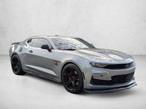Sharkskin Metallic 2023 Chevrolet Camaro 2SS