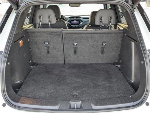 Summit White 2023 Chevrolet Trailblazer RS