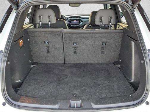 Summit White 2023 Chevrolet Trailblazer RS