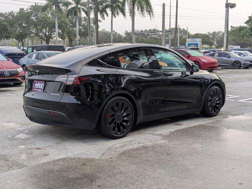 2023 Tesla Model Y Performance Dual Motor All-Wheel Drive