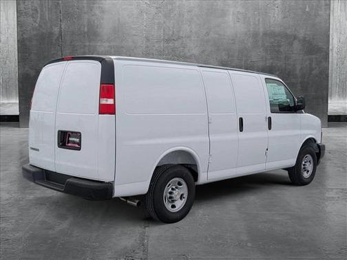 2025 Chevrolet Express 2500 RWD 2500 Regular Wheelbase WT