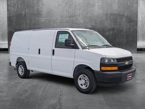 2025 Chevrolet Express 2500 RWD 2500 Regular Wheelbase WT