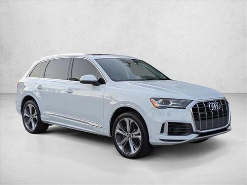 2021 Audi Q7 55 Premium Plus