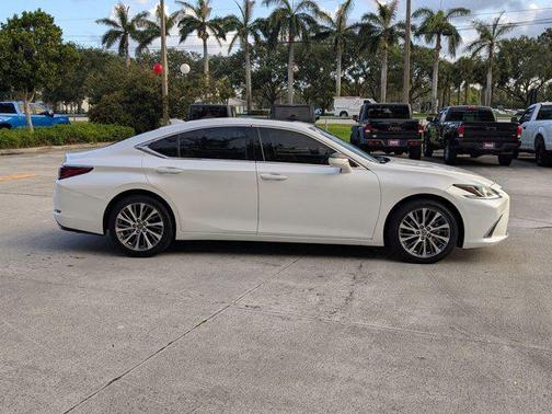 2019 Lexus ES 350 Base