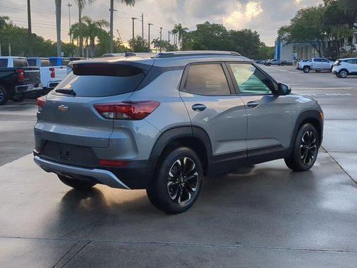 Sterling Gray Metallic 2023 Chevrolet Trailblazer LT