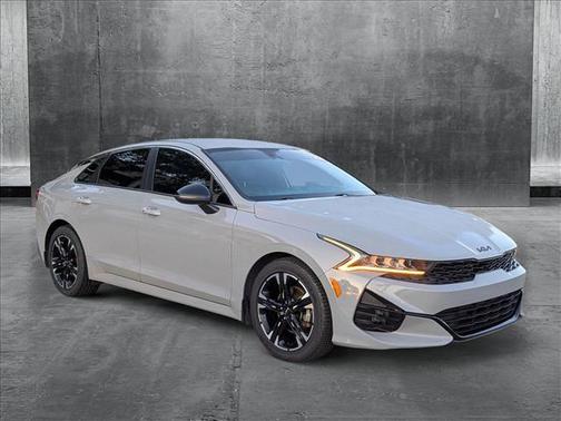2022 Kia K5 GT-Line
