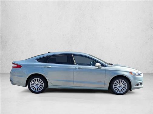 2014 Ford Fusion Hybrid SE