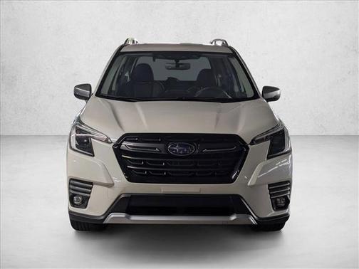 Crystal White Pearl 2024 Subaru Forester Touring