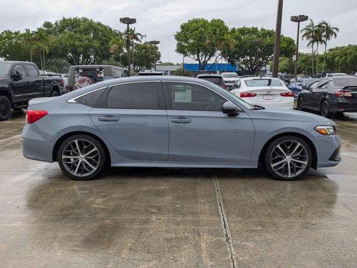 2022 Honda Civic Touring