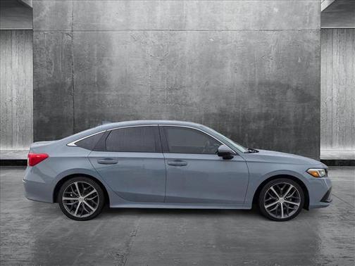 2022 Honda Civic Touring