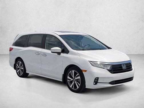 Platinum White Pearl 2024 Honda Odyssey Touring