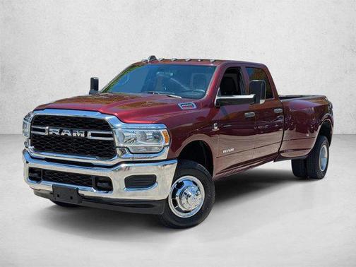 Delmonico Red Pearlcoat 2021 RAM 3500 Tradesman Crew Cab 4x4 8' Box