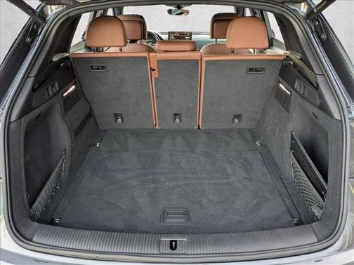 2022 Audi Q5 45 S line Premium Plus