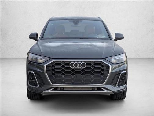 2022 Audi Q5 45 S line Premium Plus
