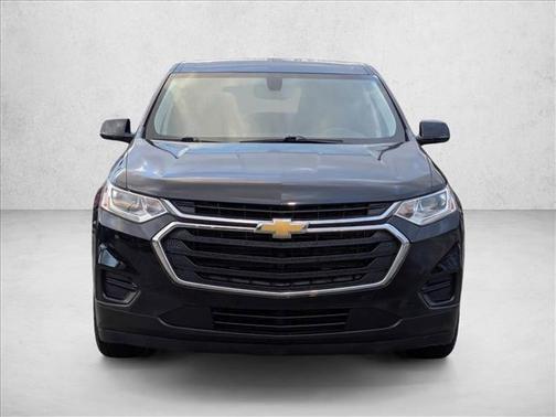 Mosaic Black Metallic 2019 Chevrolet Traverse LS