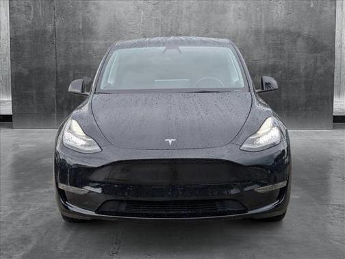 2021 Tesla Model Y Standard Range Rear-Wheel Drive