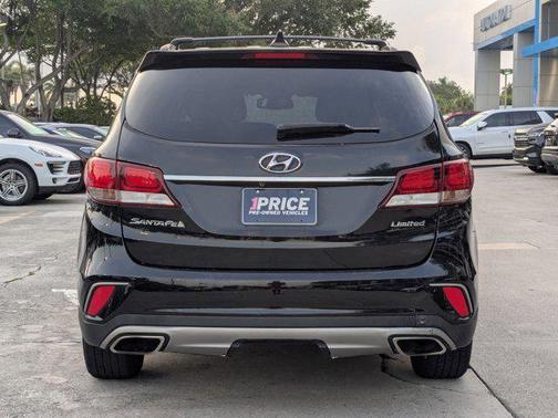 2017 Hyundai SANTA FE Limited