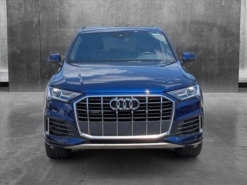2021 Audi Q7 45 Premium Plus