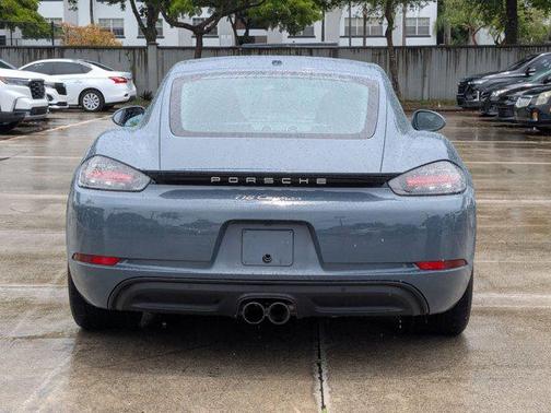 2018 Porsche 718 Cayman Base