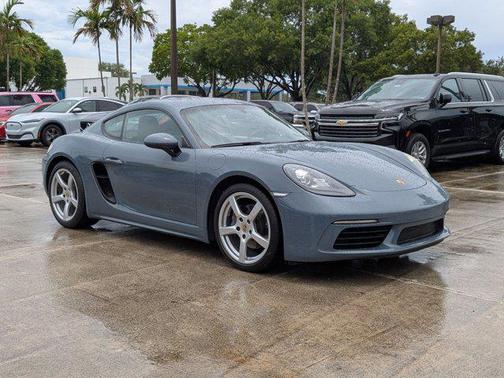 2018 Porsche 718 Cayman Base