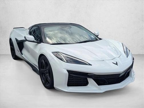 Arctic White 2025 Chevrolet Corvette Z06