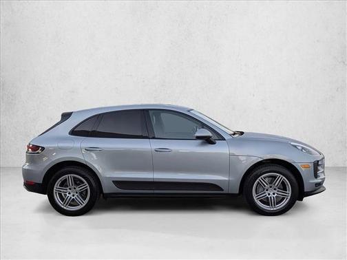 2021 Porsche Macan AWD