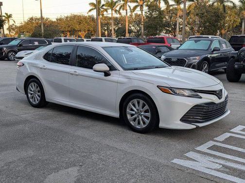 2019 Toyota Camry LE