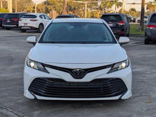 2019 Toyota Camry LE