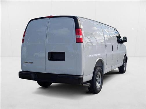 2025 Chevrolet Express 2500 RWD 2500 Regular Wheelbase WT