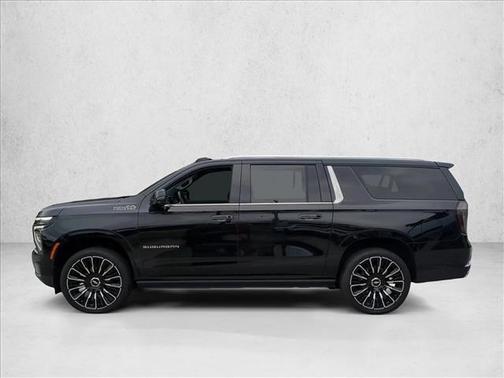 Black 2025 Chevrolet Suburban 4WD High Country