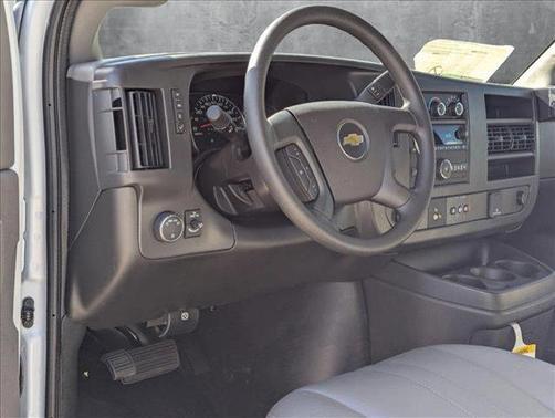 2025 Chevrolet Express 2500 RWD 2500 Regular Wheelbase WT
