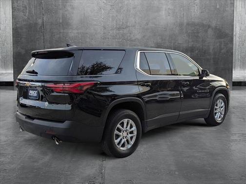 2022 Chevrolet Traverse LS