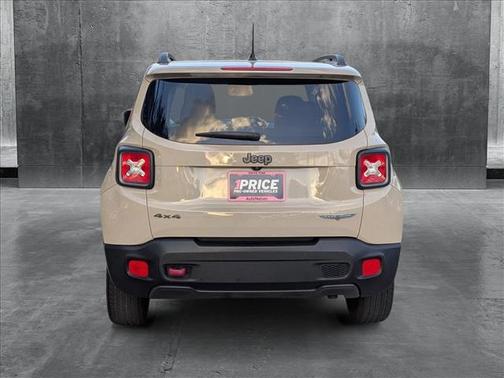 2017 Jeep Renegade Trailhawk