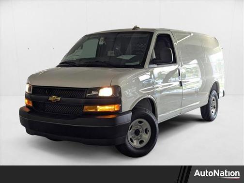 2025 Chevrolet Express 2500 RWD 2500 Regular Wheelbase WT