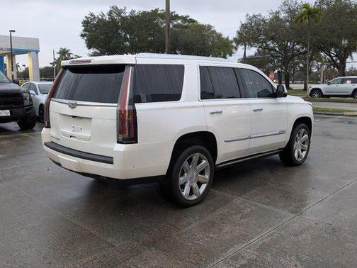 2017 Cadillac Escalade Premium Luxury