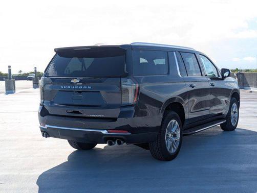 2025 Chevrolet Suburban Premier