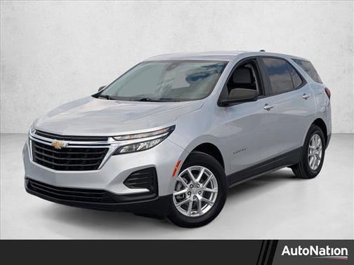 Silver Ice Metallic 2022 Chevrolet Equinox LS