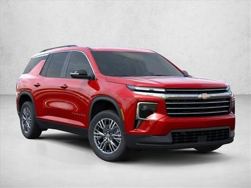 Radiant Red Tintcoat 2026 Chevrolet Traverse LT