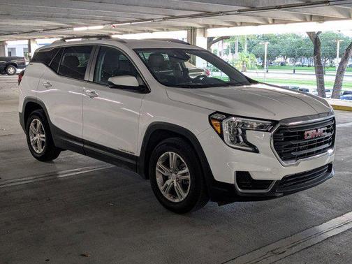 Summit White 2023 GMC Terrain SLE