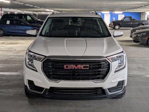 Summit White 2023 GMC Terrain SLE
