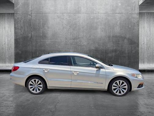 2010 Volkswagen CC Sport