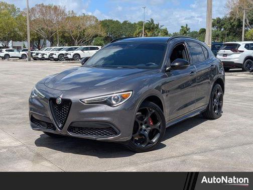 Vesuvio Gray Metallic 2022 Alfa Romeo Stelvio Ti